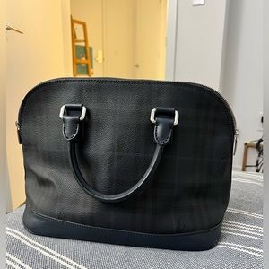Authentic Burberry handle bag